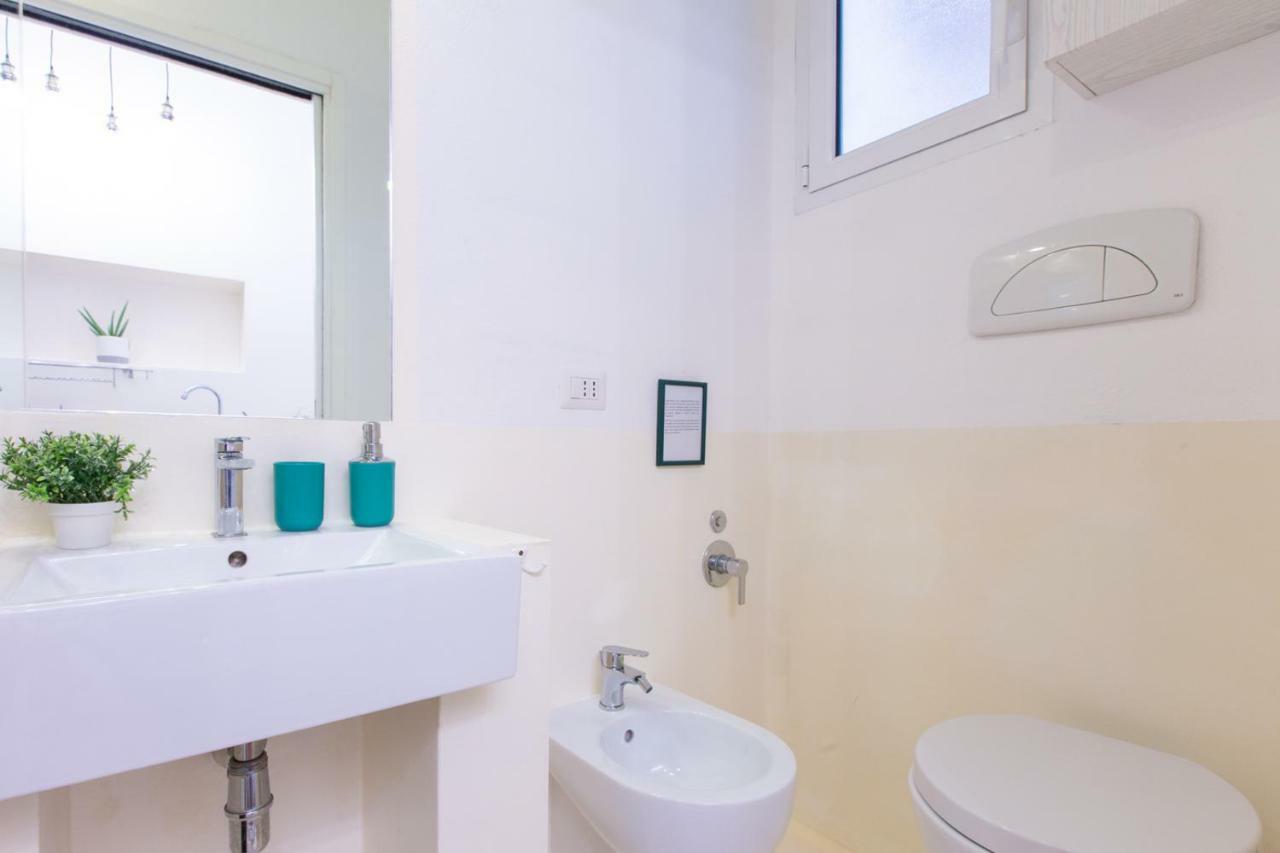 Piazza Martiri Apartment Cagliari Dış mekan fotoğraf